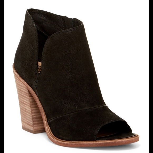 Vince Camuto Shoes - Vince Camuto Katleen Peep Toe Booties